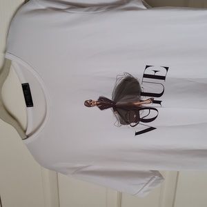 Graphic white tee- shirt